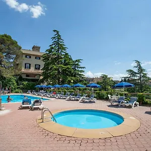3* Lägenhetshotell Elena
